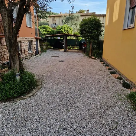 Lejlighed Casa Rosario E Annamaria Torri Del Benaco