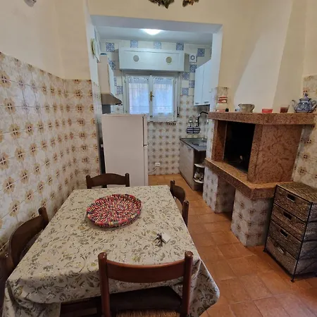 Casa Rosario E Annamaria توري ديل بيناكو