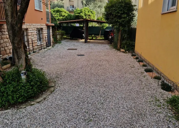 Apartment Casa Rosario E Annamaria Torri Del Benaco