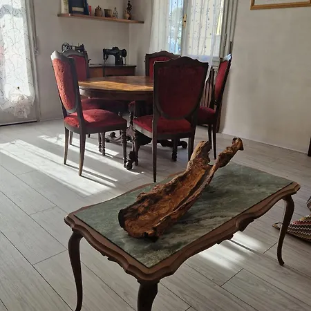Casa Rosario E Annamaria 토리델베나코